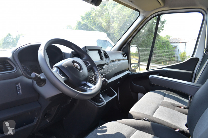 Véhicule utilitaire Renault RENAULT MASTER III...