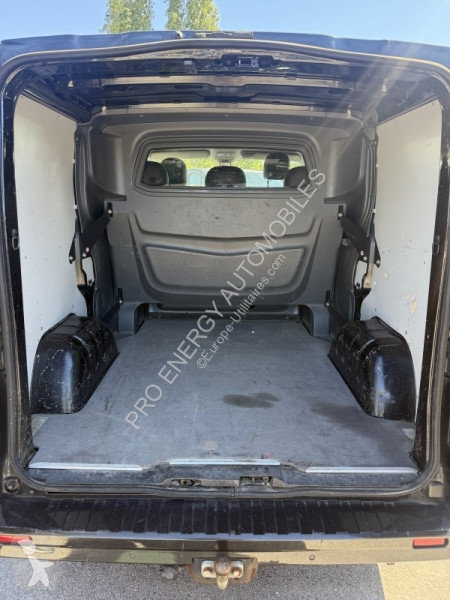 Véhicule utilitaire Opel VIVARO FG F2700 L1H1...