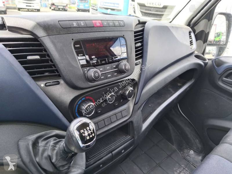 عربة نفعية Iveco