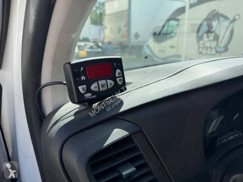 Samochód dostawczy Peugeot