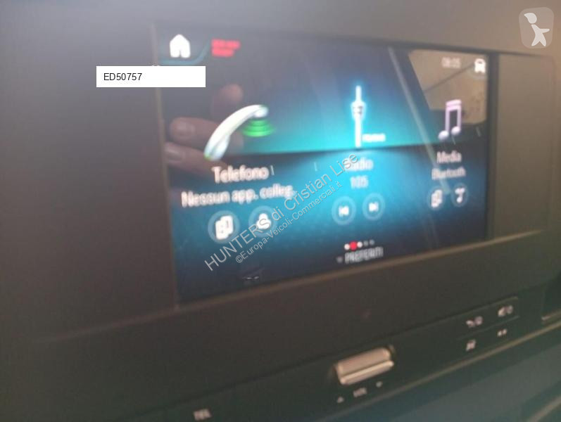 Veicolo commerciale Mercedes 3posti TRAZIONE...