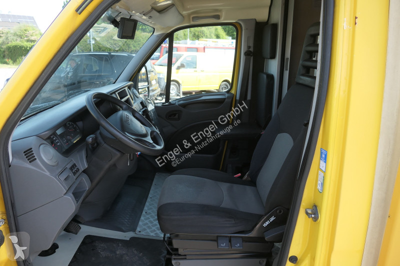 Furgoneta Iveco Daily 35 S11 C30C AUTOMATIK...