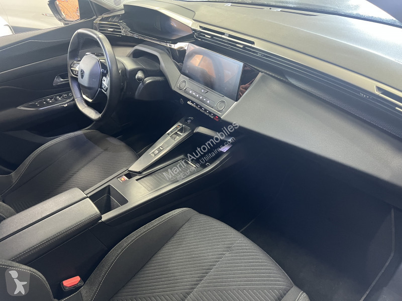 عربة نفعية Peugeot 308
