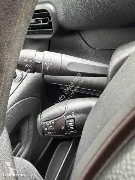 Véhicule utilitaire Peugeot