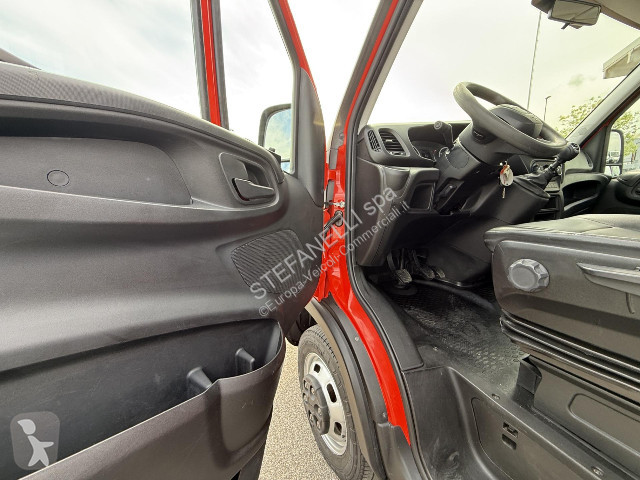 عربة نفعية Iveco DAILY 35C12 RIBALTABILE
