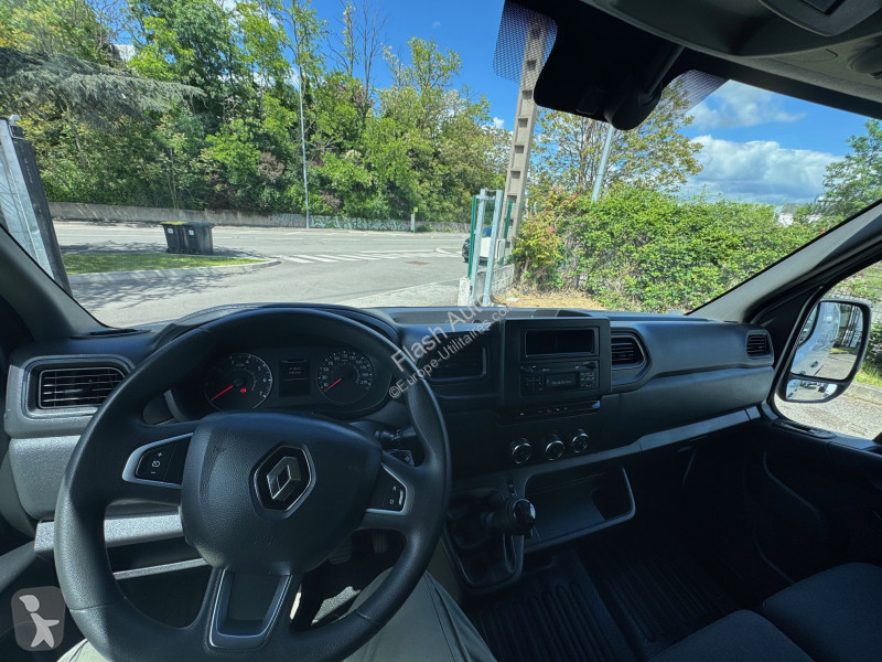 Véhicule utilitaire Renault MASTER III  L1H2...