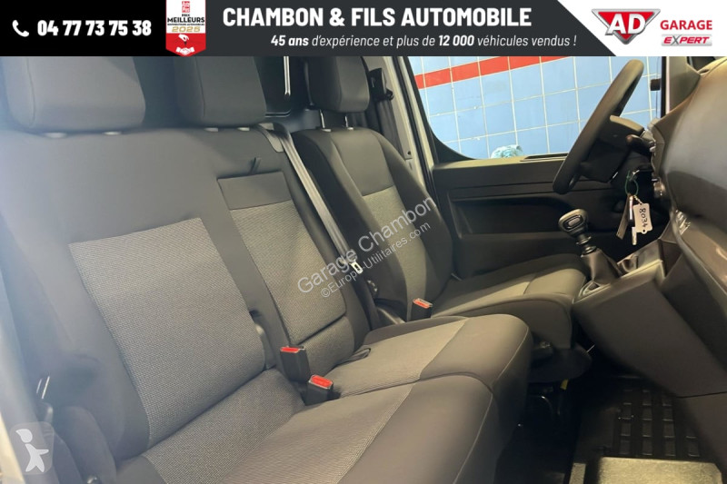 Véhicule utilitaire Peugeot Fourgon M DIESEL...