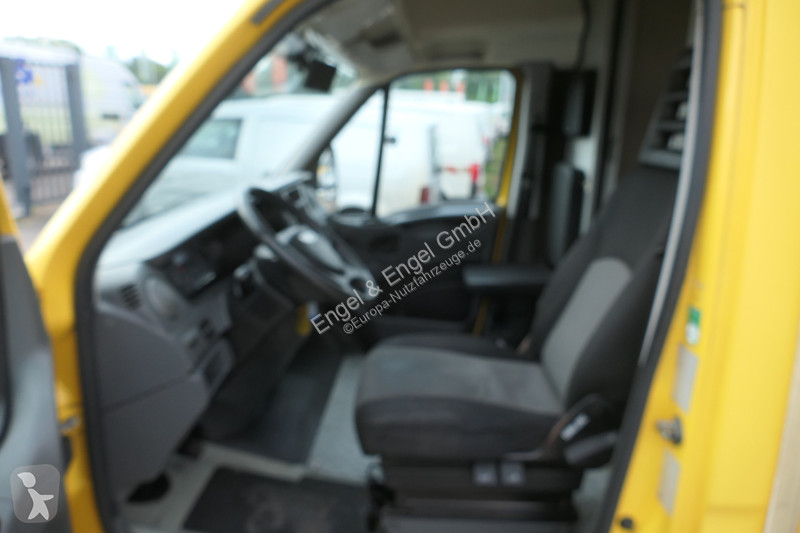 Лекотоварен автомобил Iveco Daily 35 S11 C30C...