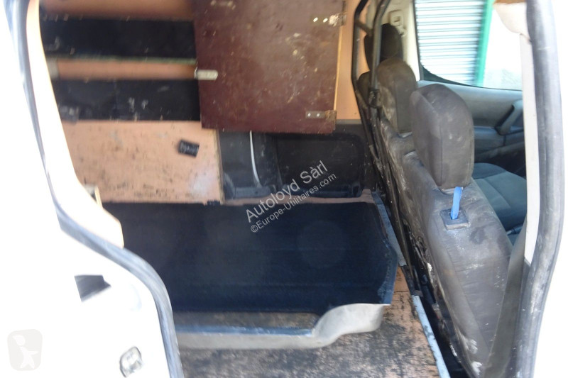 Véhicule utilitaire Peugeot PARTNER 1,6 HDI 100