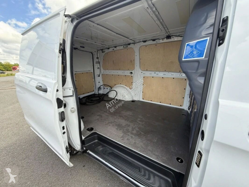 Véhicule utilitaire Mercedes