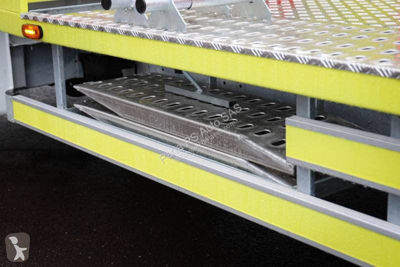 Véhicule utilitaire Maxus