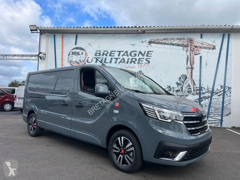 Véhicule utilitaire Renault TRAFIC III FG NEUF:...