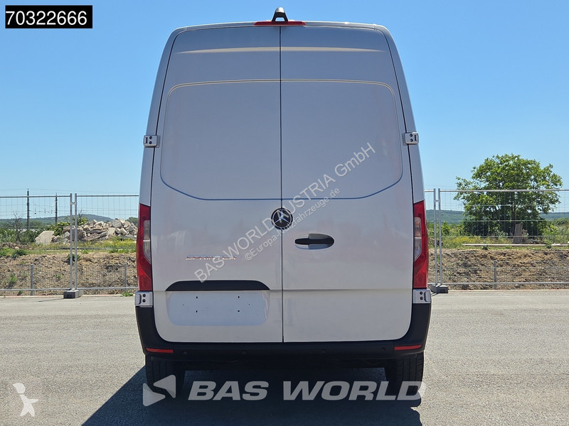 عربة نفعية Mercedes 215 CDI Automatik 150PS...