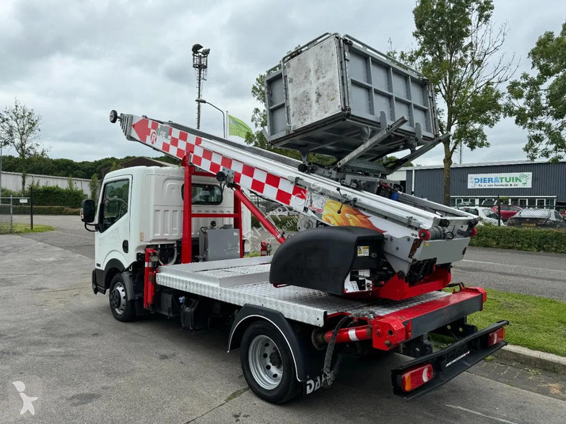 عربة نفعية Nissan 3X UNIT  35.13 EURO 6 + LIFT...