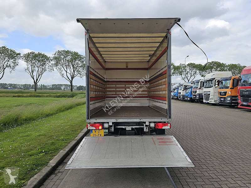 Furgoneta Mercedes 513 ac laadklep EURO6