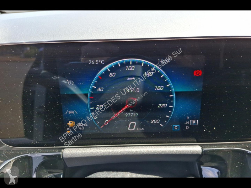 عربة نفعية Mercedes GLA 200 d 150ch Progressive...