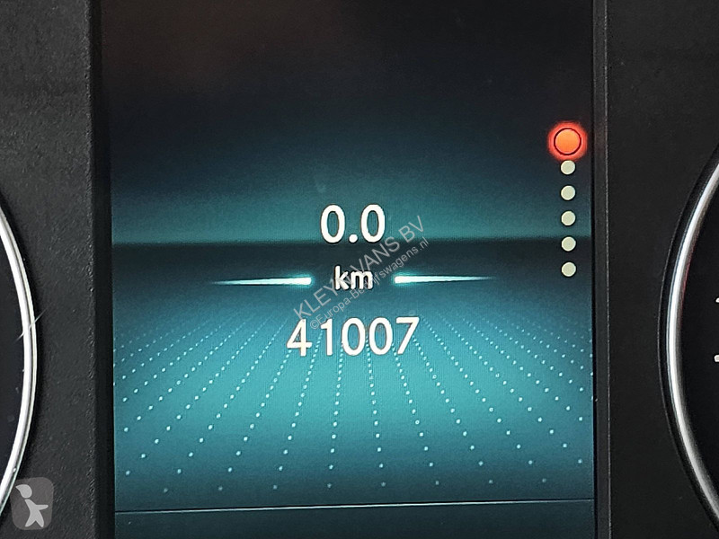 Furgoneta Mercedes 316 L2H2 Mbux RWD LED!