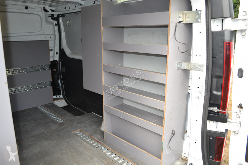 Furgoneta Renault RENAULT TRAFIC III FG L1H1...