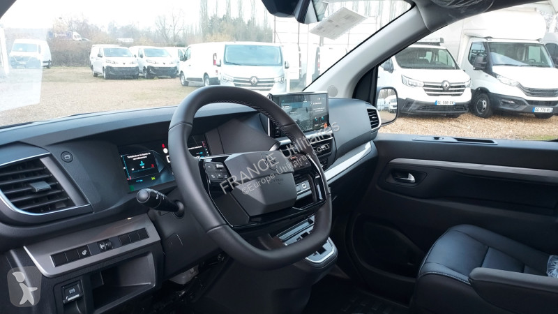Véhicule utilitaire Citroën JUMPY FG 5 PLACES...