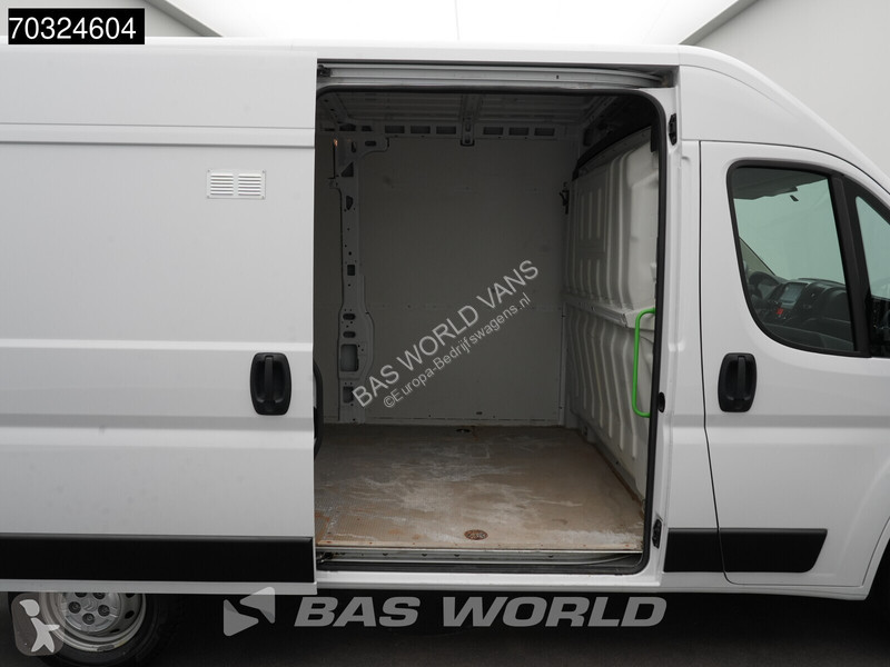 Véhicule utilitaire Citroën 140pk L2H2 Navi...
