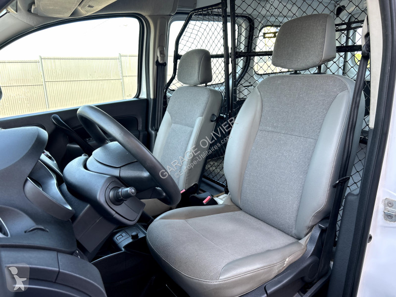 Véhicule utilitaire Renault Maxi Grand Volume...
