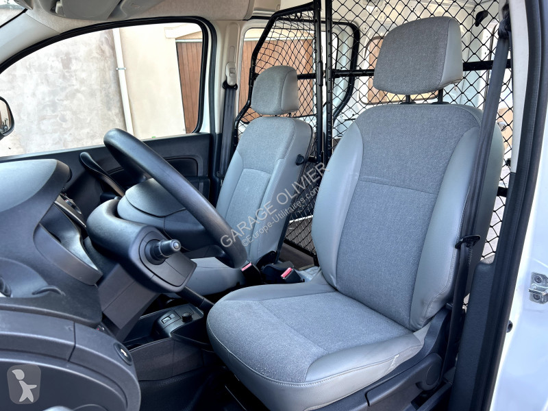 Véhicule utilitaire Renault Maxi Grand Volume...