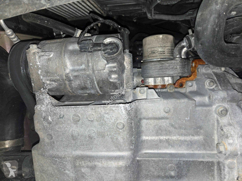 Véhicule utilitaire Ford FIESTA 1,0 I 95