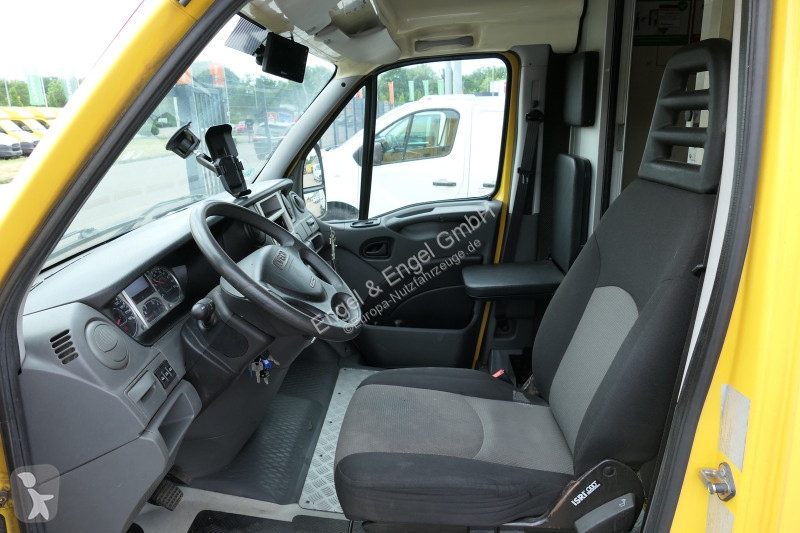 Nyttofordon Iveco Daily 35 S11 C30C AUTOMATIK...