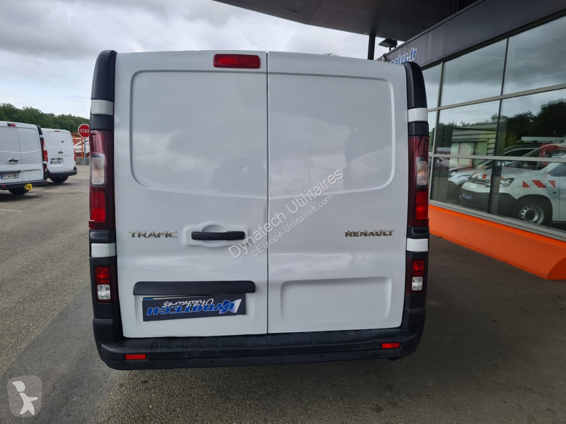 Véhicule utilitaire Renault TRAFIC III FG L1H1...