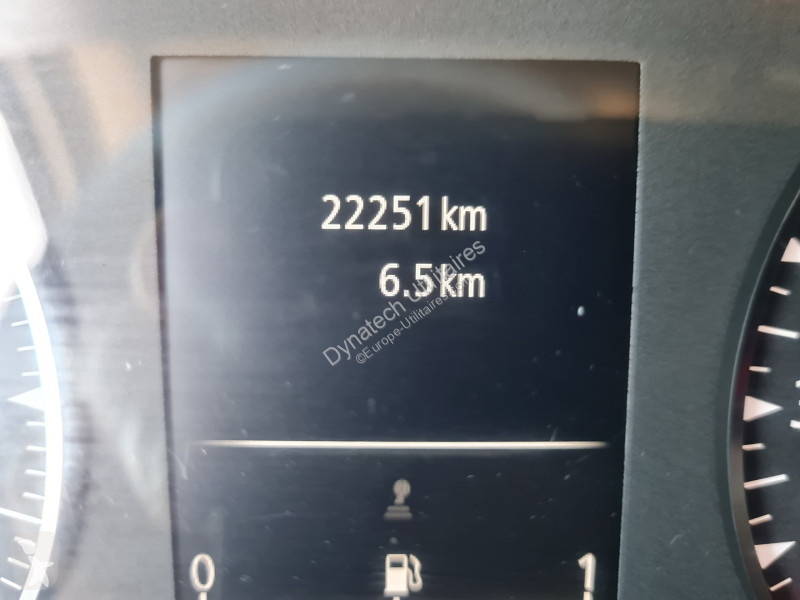 Véhicule utilitaire Renault MASTER III FG F3300...