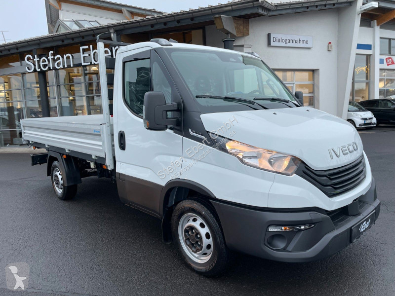 Iveco 35S14 A8*R3.450mm*Automatik*3Sitze*...