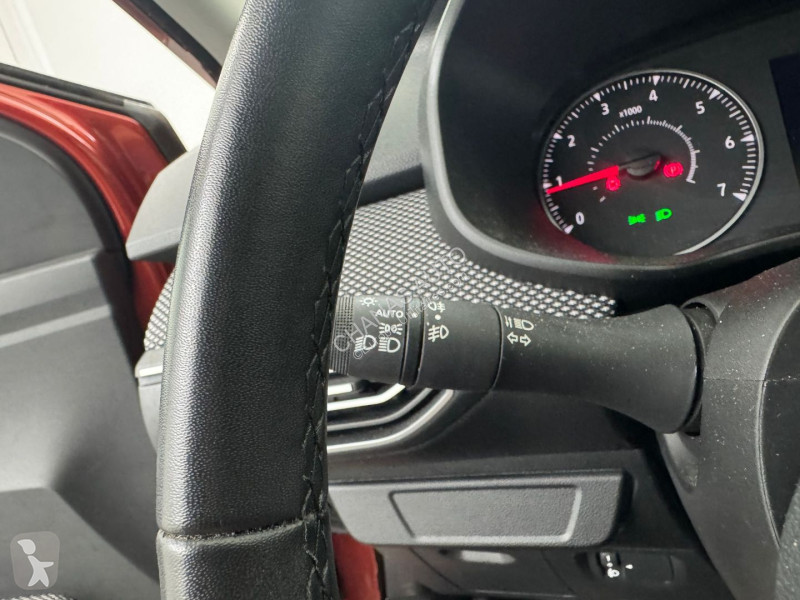 Véhicule utilitaire Dacia 1.0 TCe 110 Confort