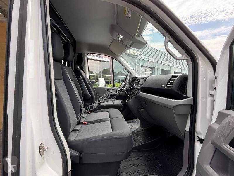 Volkswagen CRAFTER VAN 35 L3H3 2.0 TDI 177 CH van