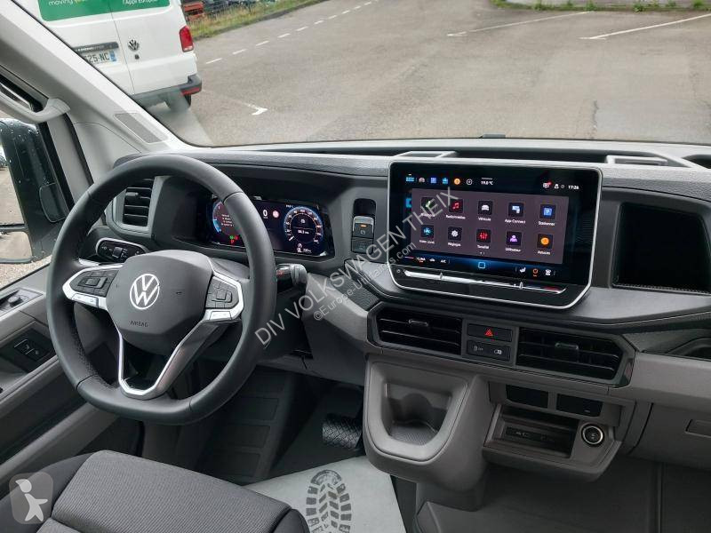 Коммерческий автомобиль Volkswagen CRAFTER VAN...