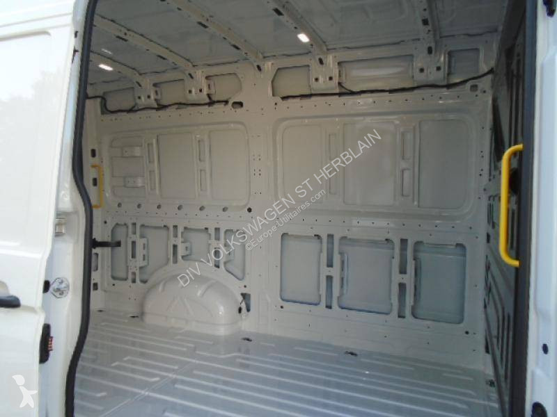 Volkswagen CRAFTER VAN 30 L3H3 2.0 TDI 140 CH van