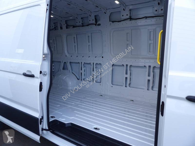 Volkswagen CRAFTER VAN 35 L4H3 14M3 TRAC 2.0...