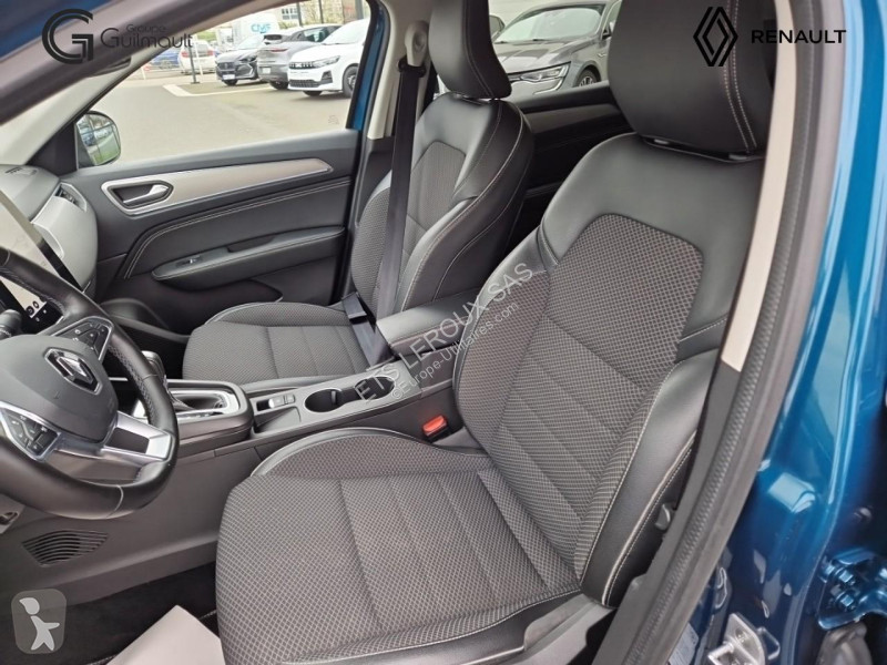 عربة نفعية Renault ARKANA