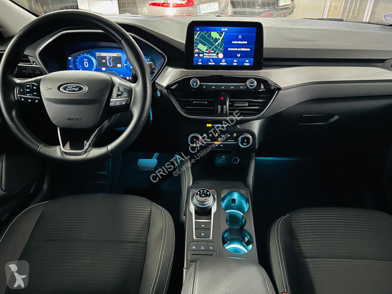 عربة نفعية Ford KUGA 2.5 DURATEC 190CH FHEV E85...