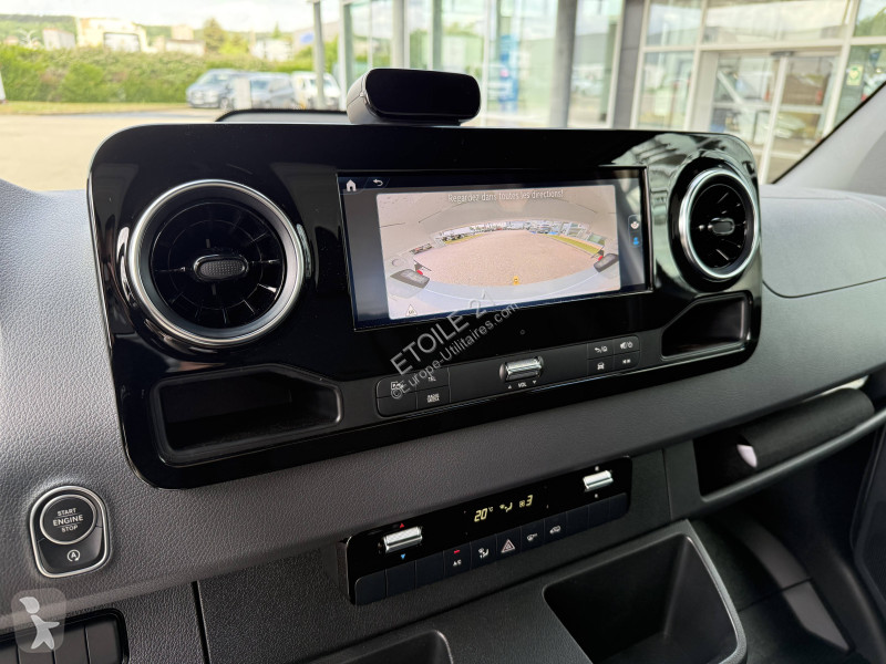 Furgoneta Mercedes SPRINTER CHASSIS CAB 517 CDI...