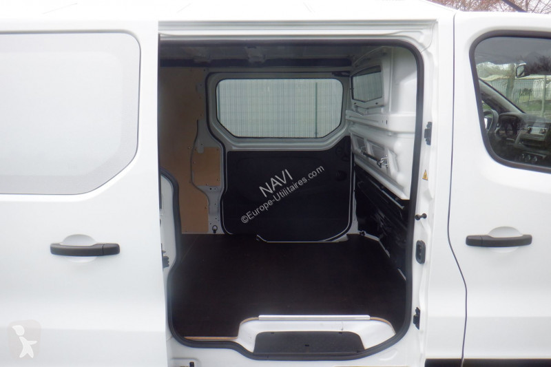 Furgoneta Renault TRAFIC III FG 2.0 BLUE DCI...