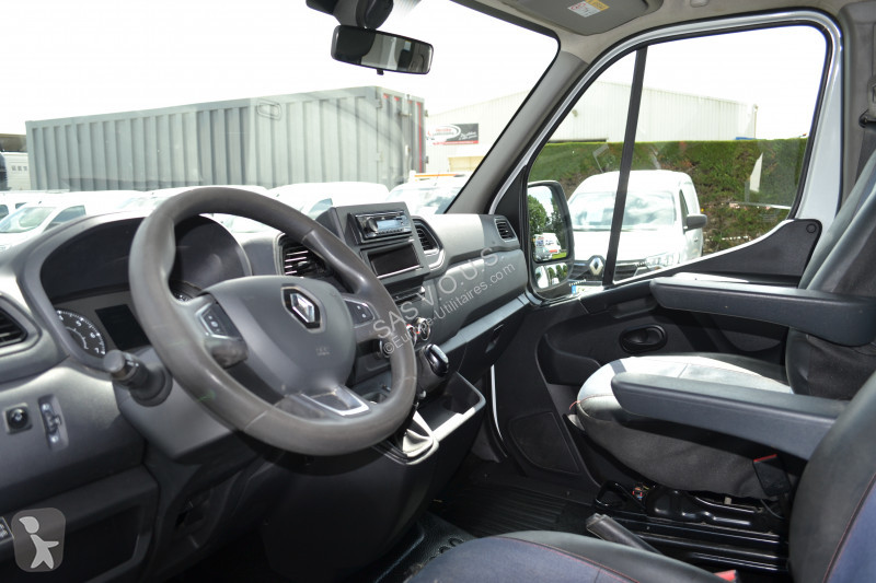 Véhicule utilitaire Renault RENAULT MASTER III...