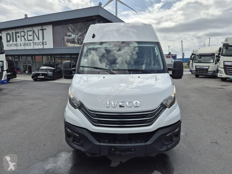 Iveco 35 S 14 Transporter