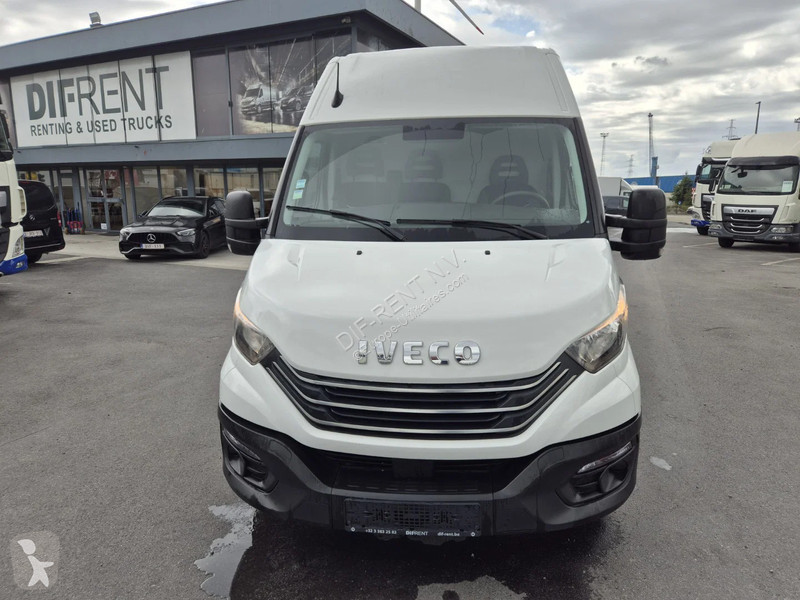 Iveco 35 S 14 Transporter