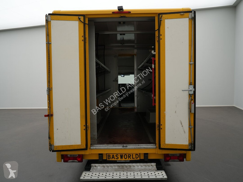 Bedrijfswagen Iveco 35S11