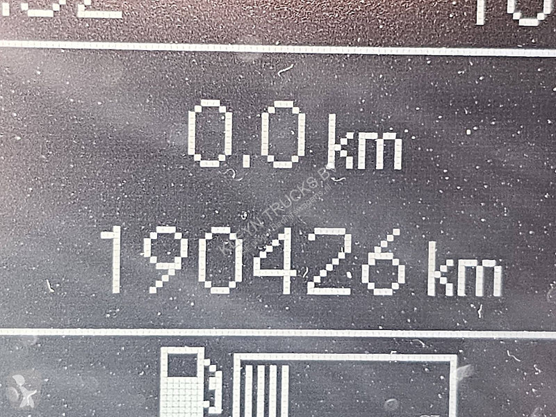 Mercedes 111 L2 Euro6 3-Zits van