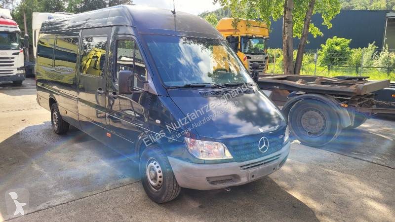 Véhicule utilitaire Mercedes