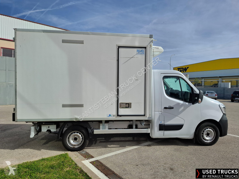 Samochód dostawczy Renault
