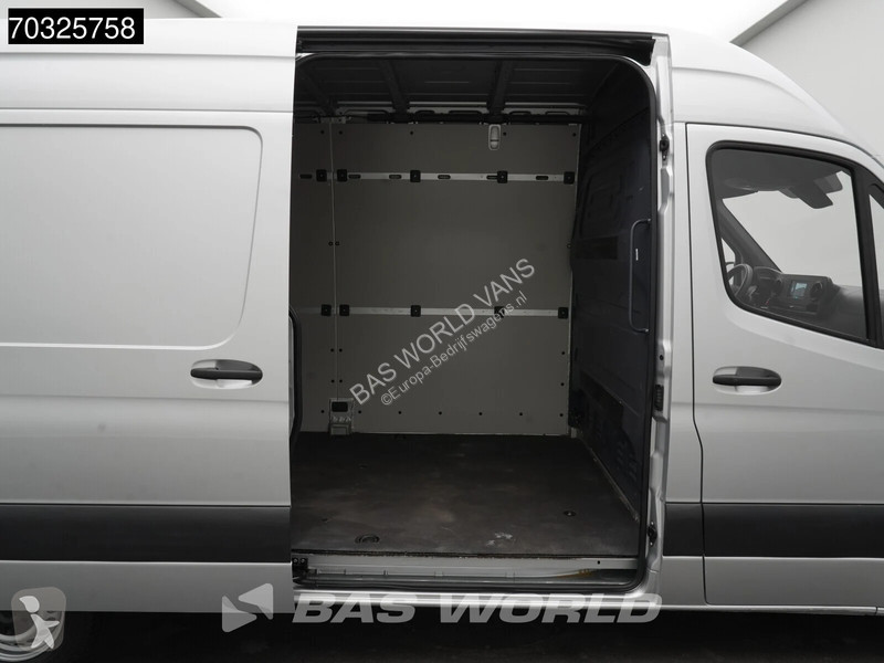 Véhicule utilitaire Mercedes 215 CDI Automaat...