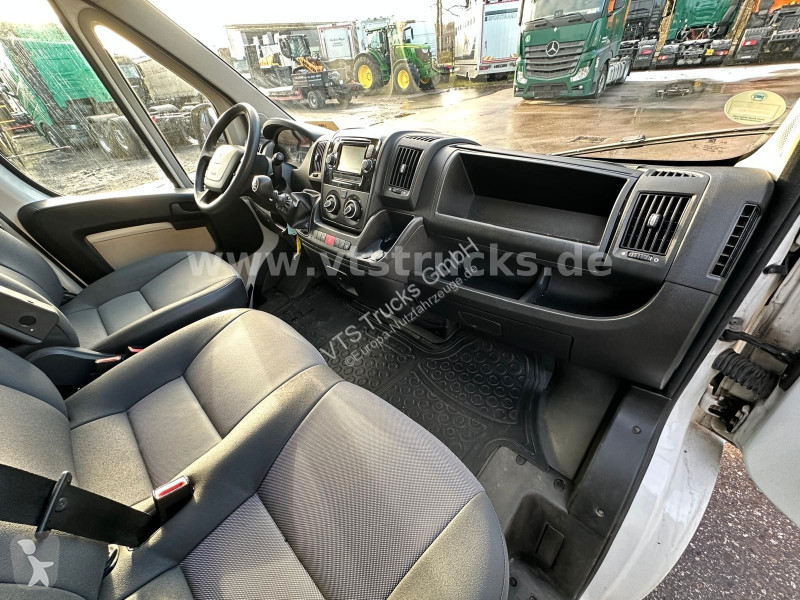 Samochód dostawczy Peugeot 335 DoKa Pritsche...