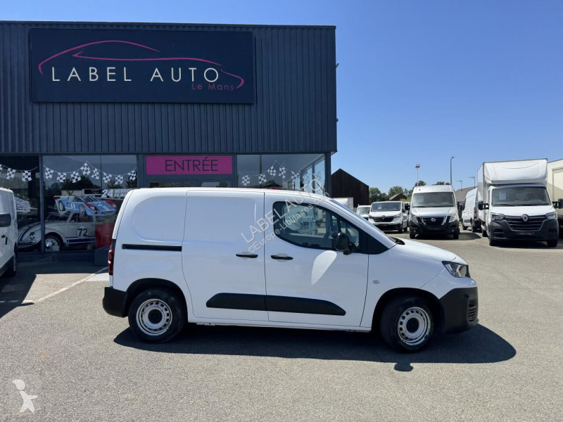Véhicule utilitaire Peugeot